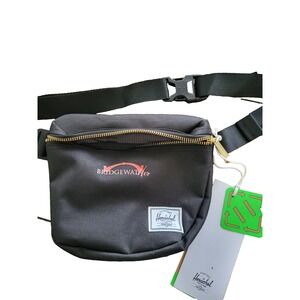 NWT Herschel Supply‎ Hip Pack, Cross Body,  Black Waist Hip Pack Zip Pocket Bag